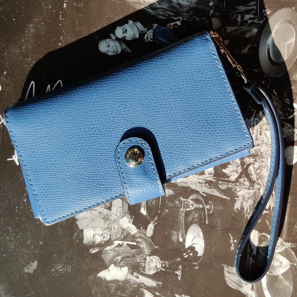 Coach cellphone wallet wristlet
